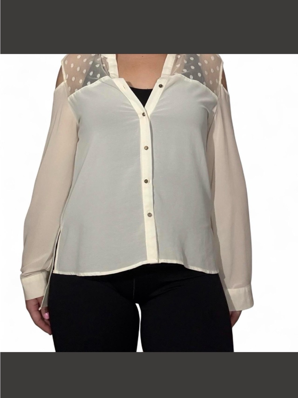 Women’s Cream Cold-Shoulder Button-Front Blouse